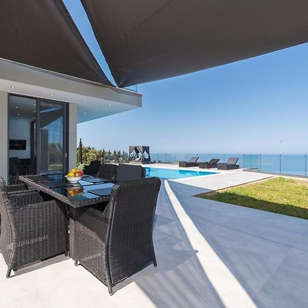 Zenvillas Áyios Nikítas Exterior photo